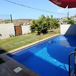 Vila Havuzlu Lueks Havuzu Isitmali Çeşme