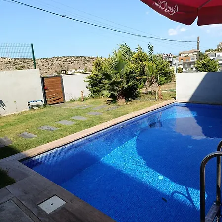 فيلة Havuzlu Lueks Havuzu Isitmali Çeşme