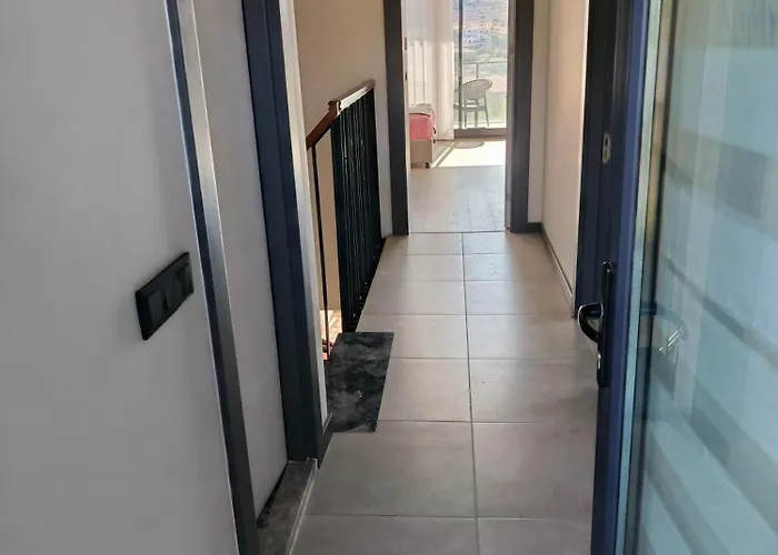 Havuzlu Lueks Villa Çeşme